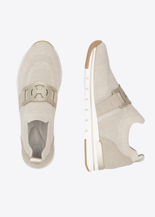 Remonte laisvalaikio bateliai