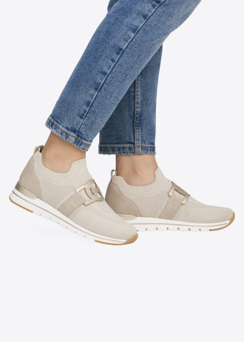 Remonte laisvalaikio bateliai