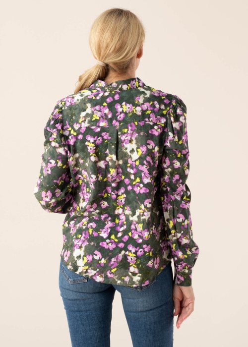 b.young palaidinė Josa