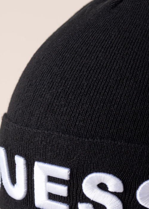 Guess žieminė kepurė Maxi Logotipas