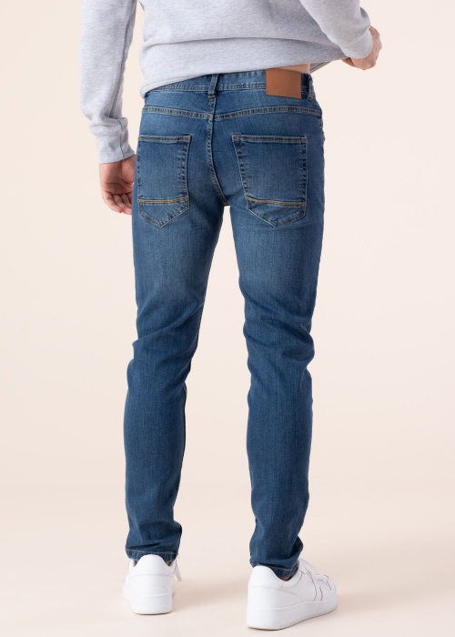 Diverse džinsai Sheldon