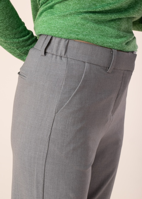 b.young kelnės Danta