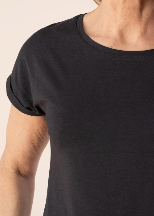 b.young marškinėliai Pamila