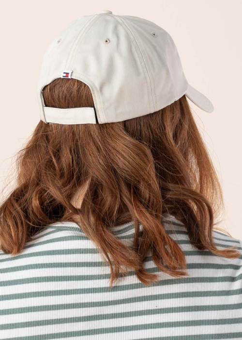 Tommy Jeans pavasario-rudens kepurė Linear