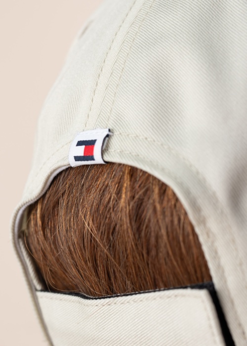 Tommy Jeans pavasario-rudens kepurė Linear