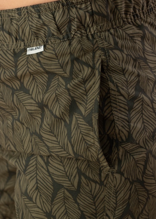 Blend maudymosi šortai