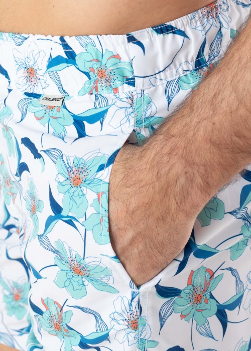 Blend maudymosi šortai