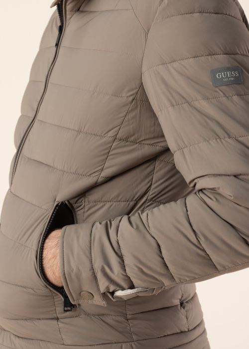 Guess pavasario-rudens striukė