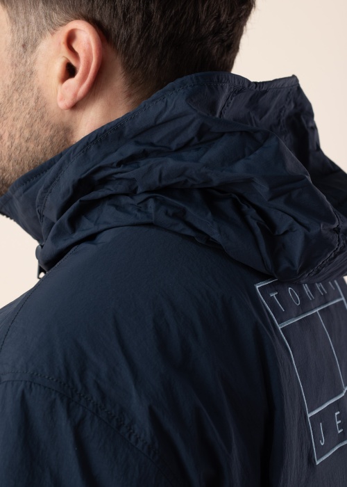 Tommy Jeans pavasario-rudens striukė Tonal Flag