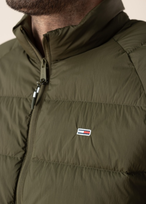 Tommy Jeans pavasario-rudens pūkinė striukė Essential