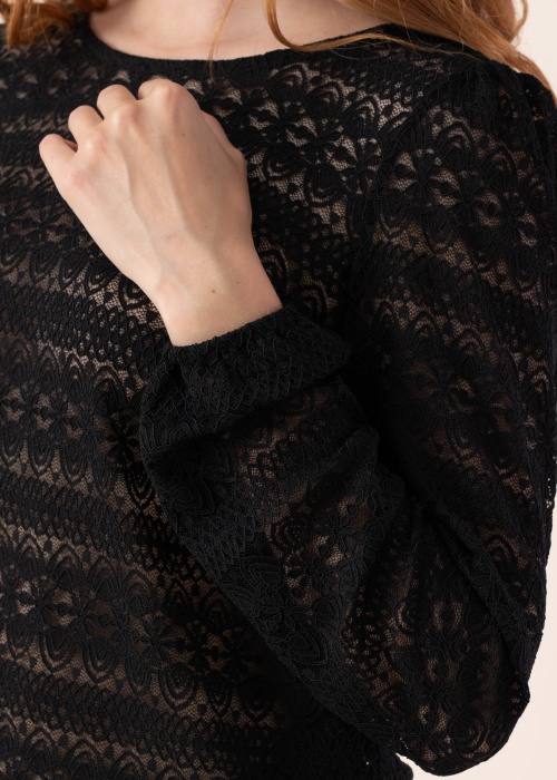 Vila palaidinė Chikka