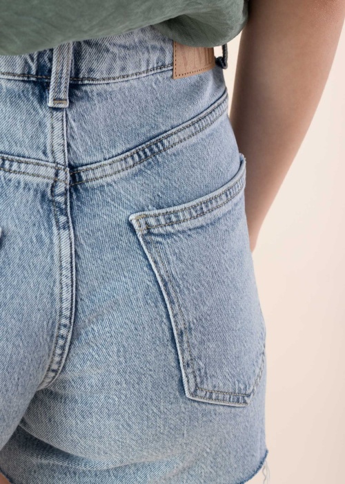 Vero Moda džinsai Tess Mr Short Dnm Shorts Mix Ga