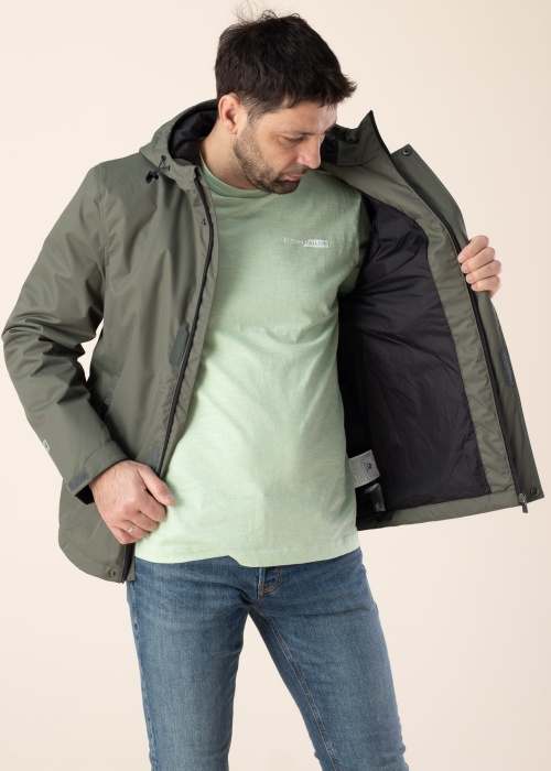 Huppa pavasario-rudens striukė