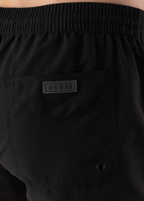 Guess maudymosi šortai