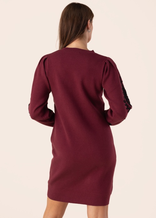 EsQualo megzta suknelė