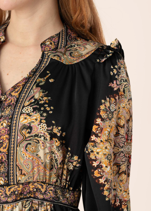 Molly Bracken suknelė