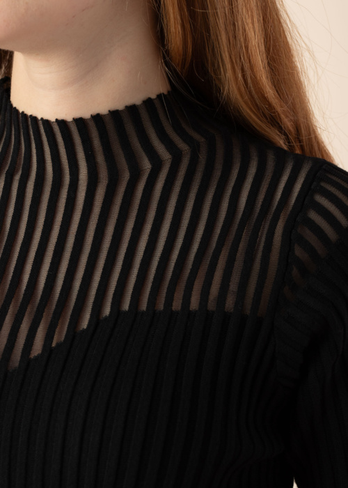 Molly Bracken megztinis