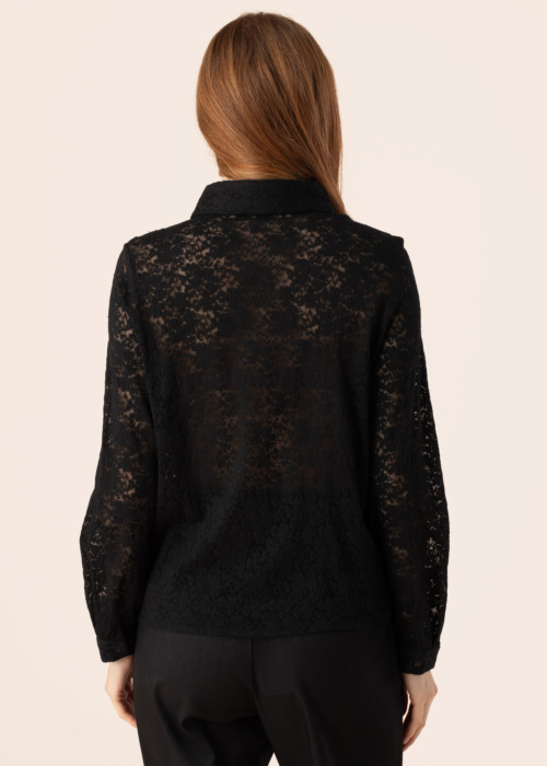 Molly Bracken oficiali palaidinė