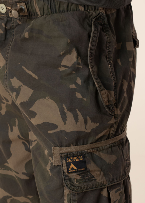 SuperDry kelnės Parachute