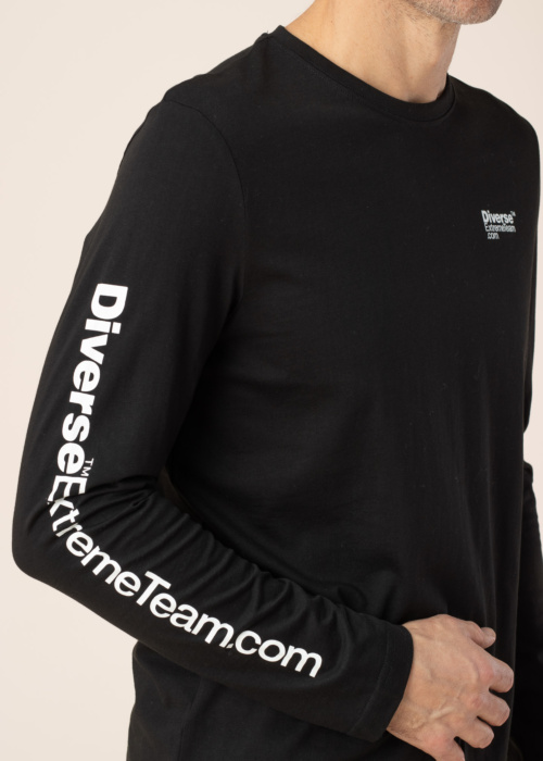 Diverse marškinėliai ilgomis rankovėmis