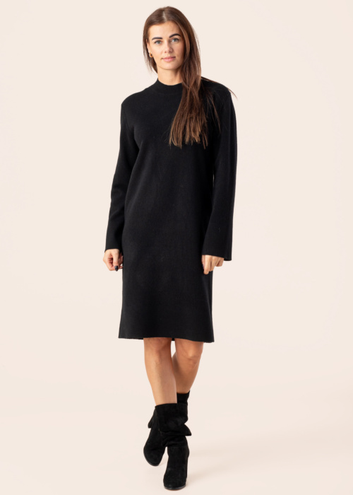 YAS megzta suknelė Emilie