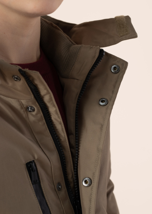 Guess žieminė striukė