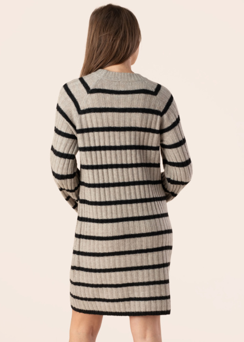 b.young megzta suknelė Marianne