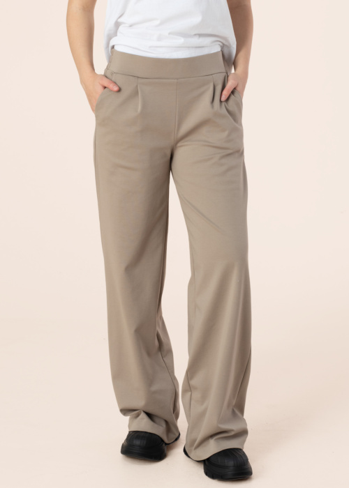 b.young kelnės Rizetta