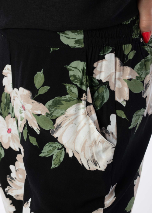 b.young kelnės Joella