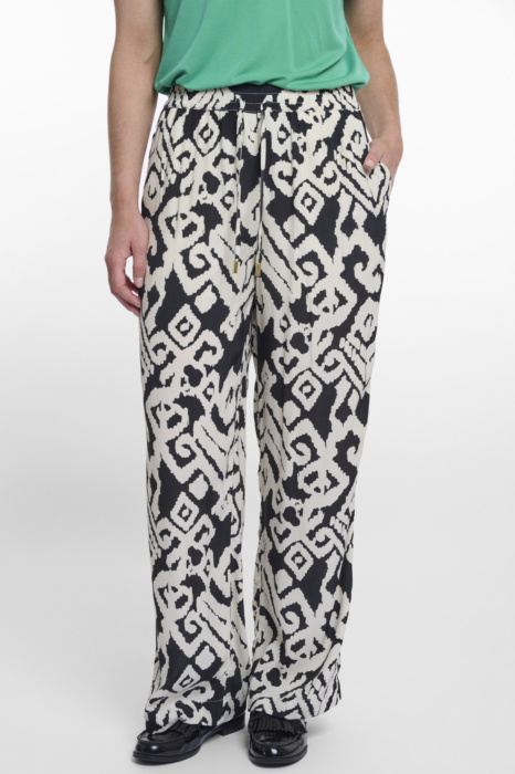 Rino & Pelle kelnės Ziara