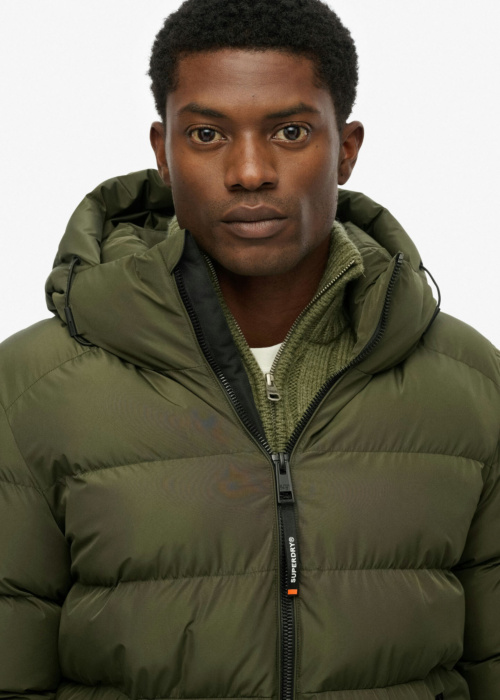 SuperDry dygsniuota žiemine striuke