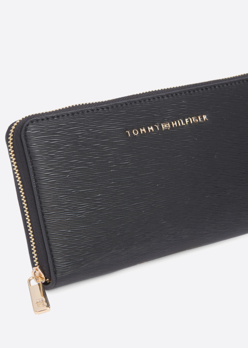 Tommy Hilfiger piniginė Modern Large Zip Around dėžutėje