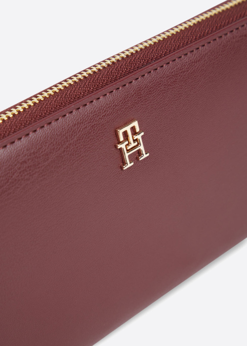 Tommy Hilfiger piniginė Icon dėžutėje