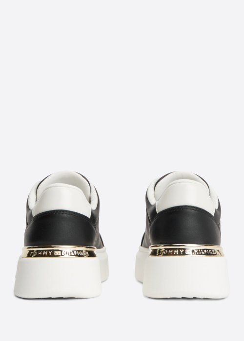 Tommy Hilfiger laisvalaikio bateliai Chic Platform