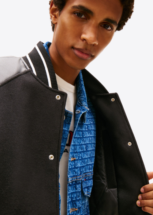 Tommy Jeans bomber striukė Varsity