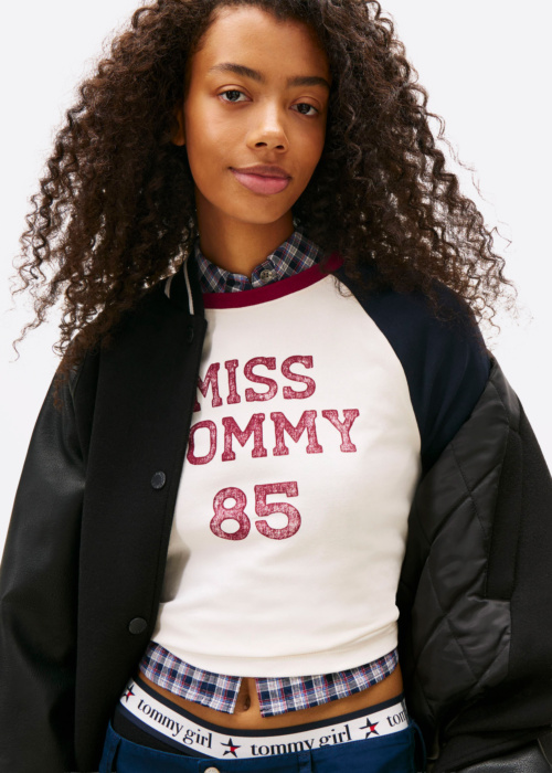 Tommy Jeans pavasario-rudens striukė