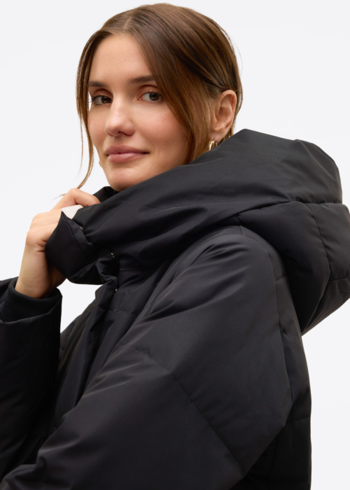 Vero Moda pūkinis paltas Leonie