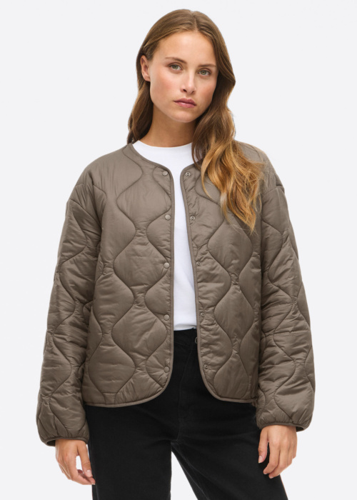 Vila pavasario-rudens striukė Dune