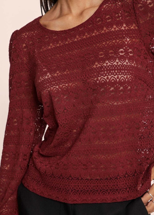 Vila palaidinė Chikka