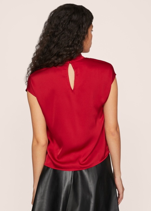 Vila oficiali palaidinė Cora