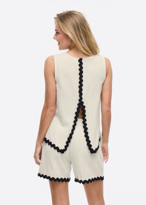 Vila palaidinė Manda