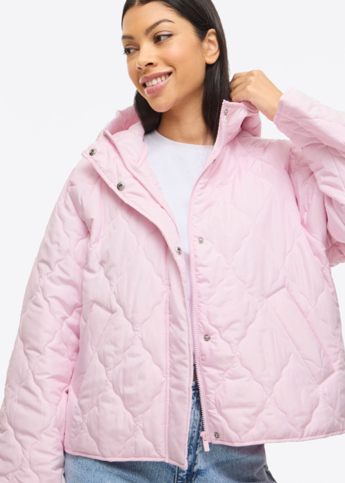 Vila pavasario-rudens striukė Nova