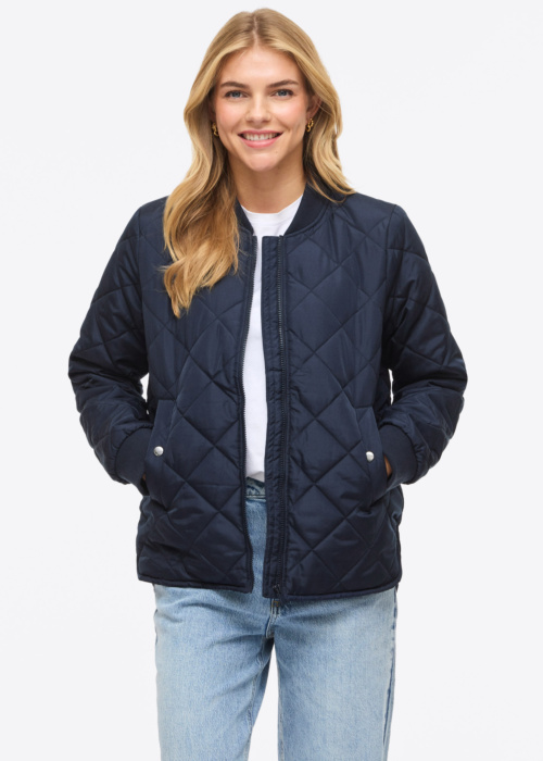 Vila Tepitud pavasario-rudens striukė Tate