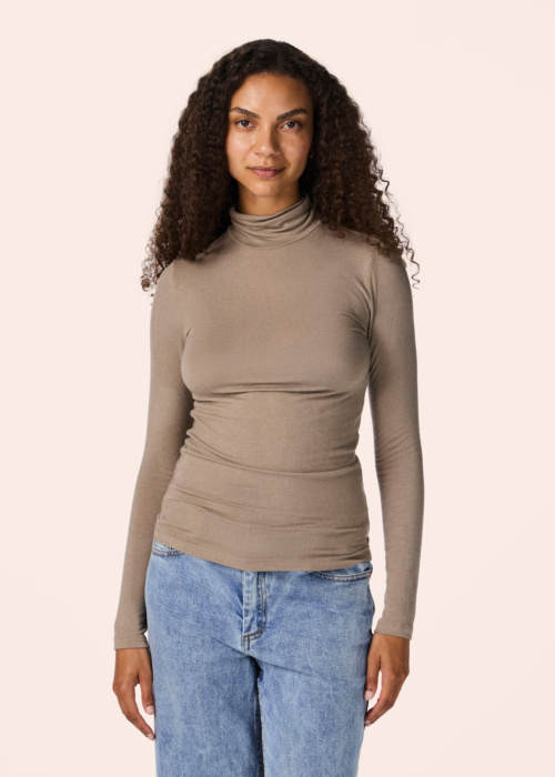 YAS palaidinė Woola