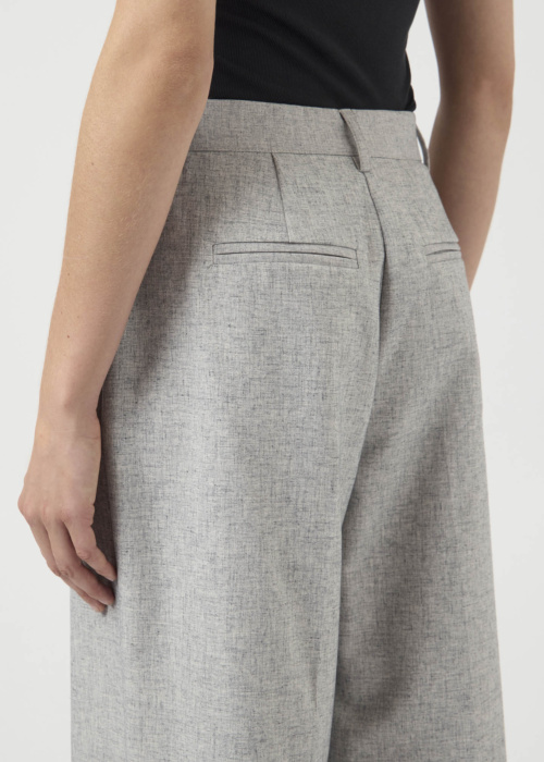 YAS kostiuminės kelnės Riu