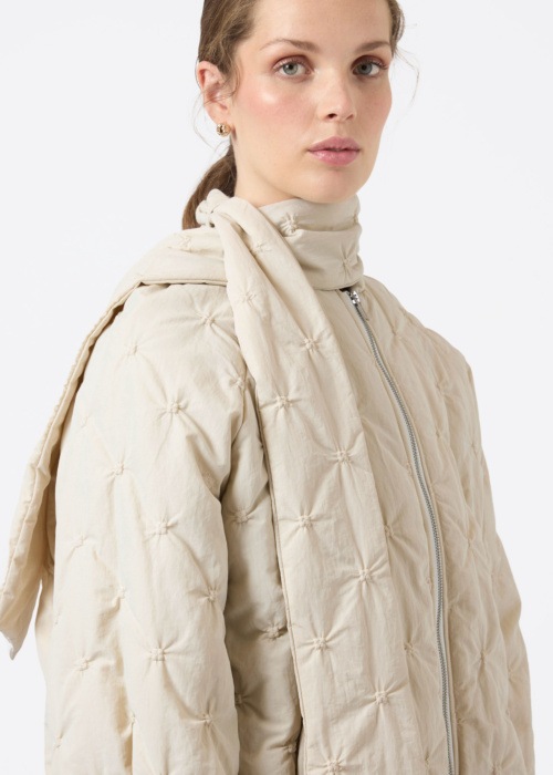 YAS pavasario-rudens striukė Celina