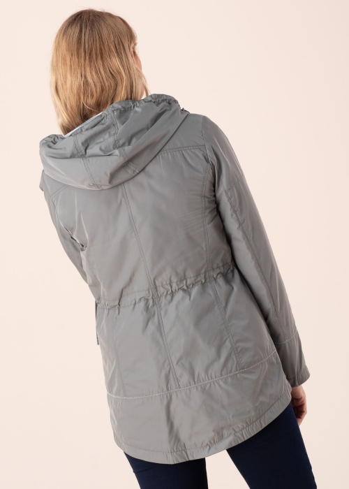 Gil Bret pavasario-rudens striukė