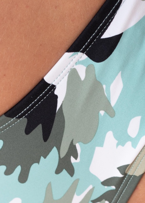 Esprit maudymosi kelnaitės