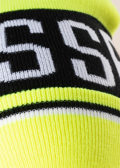 Guess žieminės kepurės ir šaliko komplektas