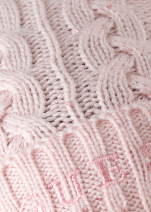 Guess žieminė kepurė